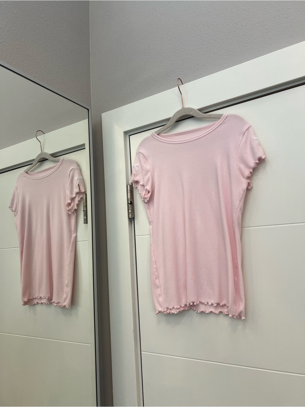 Abercrombie pink ruffle hem top Size 14 years #kidsfashion #ruffles